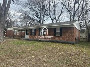 1770 Capri Rd, Memphis, TN 38117