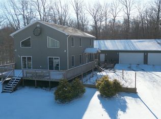 16761 Shilling Rd, Berlin Center, OH 44401