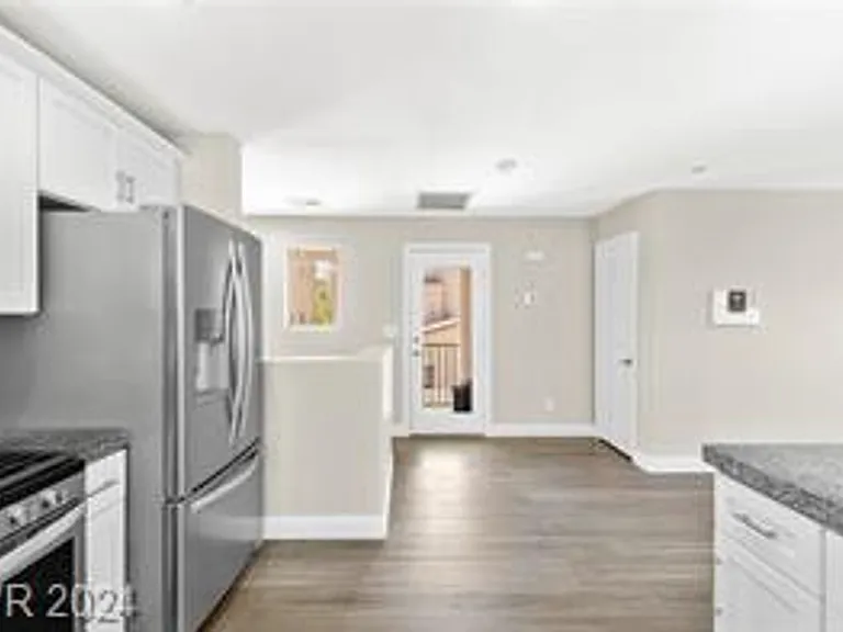 8937 Jennifer Anne Ave — Photo 8