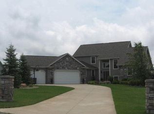 10839 Riedell Dr, Kalamazoo, MI 49009