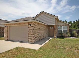6658 Palace Dr, Lumberton, TX 77657