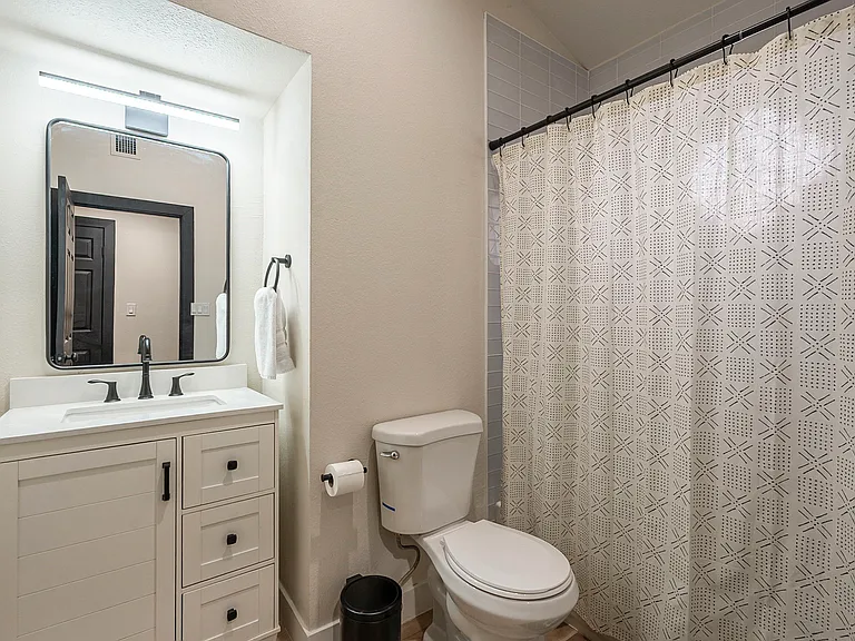 7835 E Glenrosa Ave #6 — Photo 29