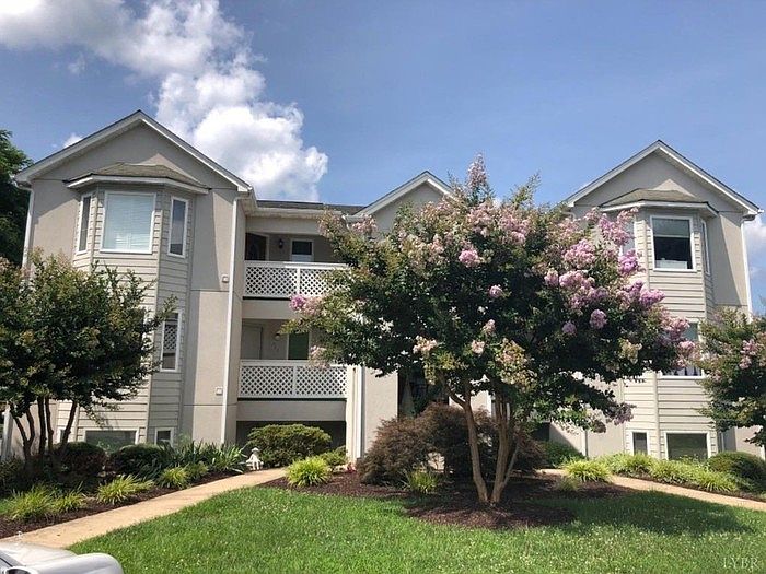 1st image of 717 Ivy Lake Dr
