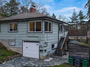 1181 Clovelly Ter, Saanich, BC V8P 1V7