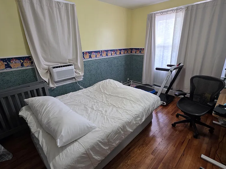 40 Lawrence St #1 — Photo 6