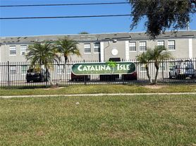 2777 L B McLeod Rd, Orlando, FL