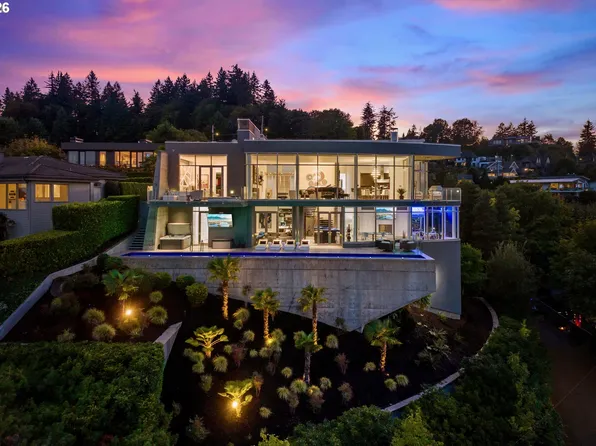 1305 SW Myrtle Ct, Portland, OR 97201