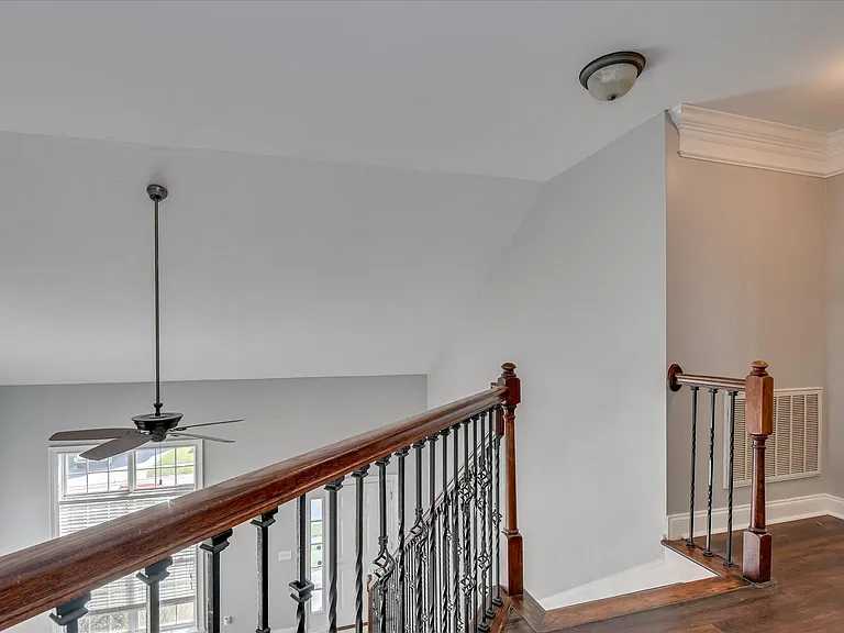 2909 Aylesbury Dr — Photo 24