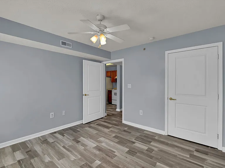 Rowan Place Apartments — Photo 54