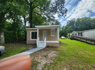 5315 Charter Dr, North Charleston, SC 29406