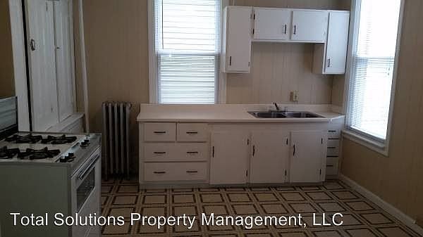 2nd image of 488 Pine St #1