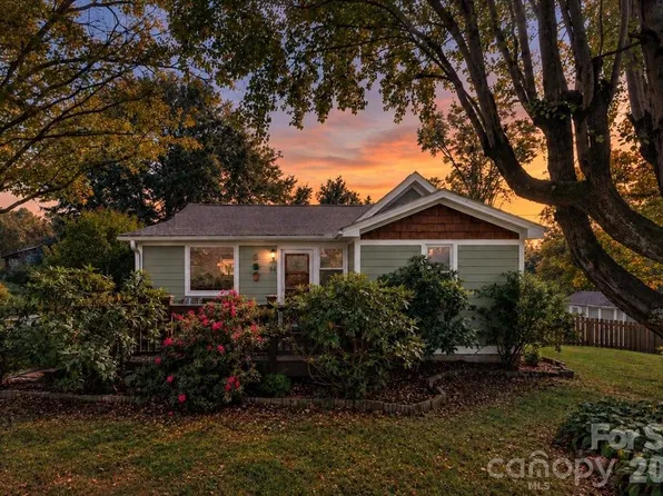 94 Pressley Ave, Brevard, NC 28712