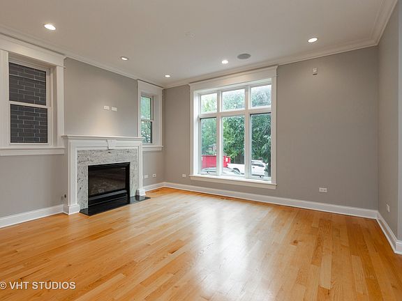 2nd image of 740 W Melrose St #1