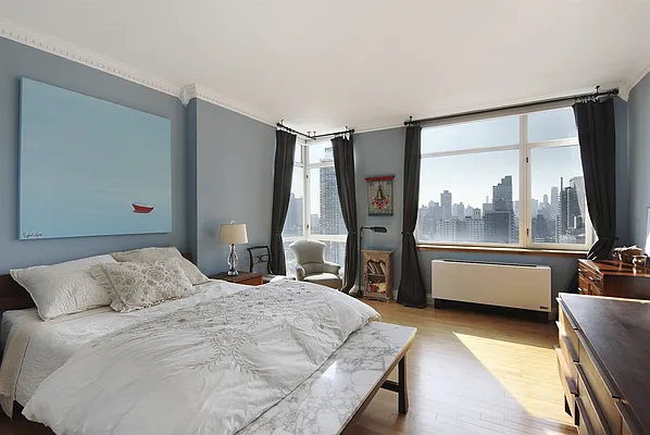 Sold by Corcoran | media 18