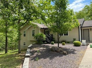24 Cheshire Ln, Camdenton, MO 65020
