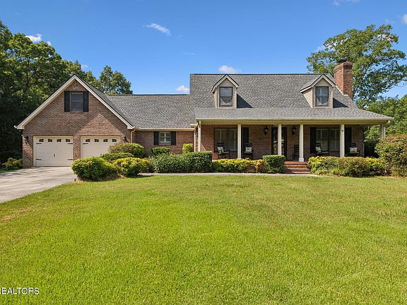 2nd image of 302 County Road 707