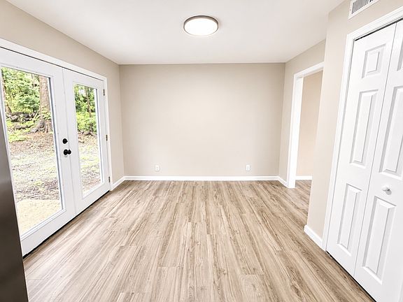 5th image of 120 Cross Timbers Dr
