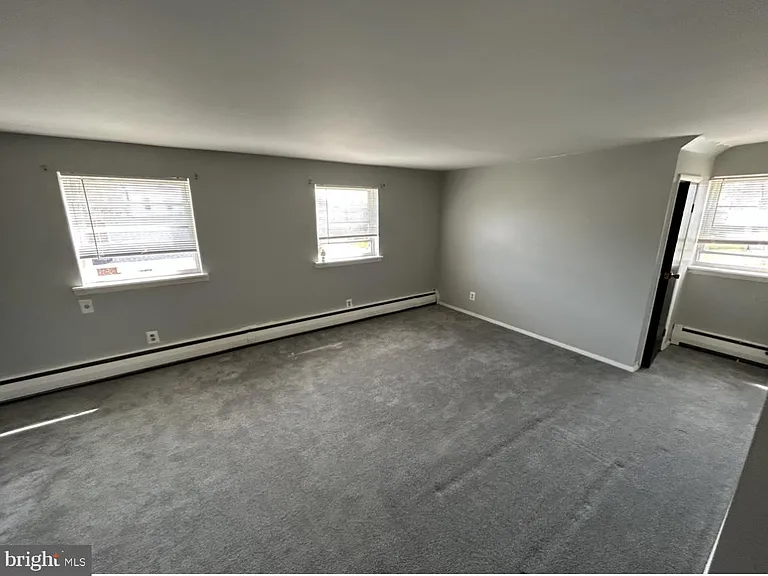 513 Cedar Ave — Photo 9