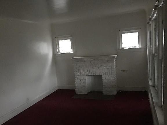 4th image of 3621 E 154th St