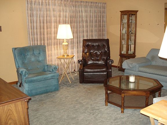 2nd image of 69 Kies Ct