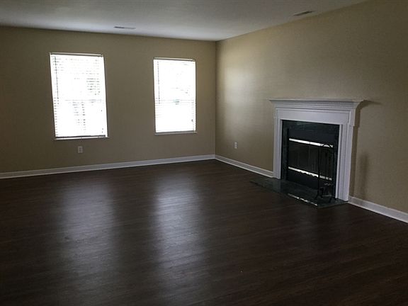 3rd image of 6719 Wimbledon Dr