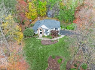 6 Woods End Trail, Rockaway Twp., NJ 07866