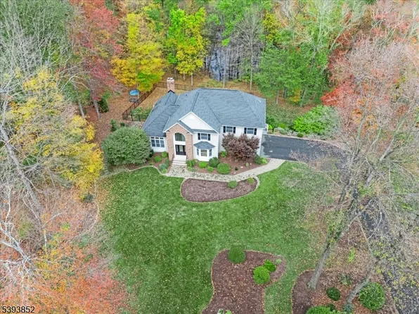 6 Woods End Trail, Rockaway Twp., NJ 07866