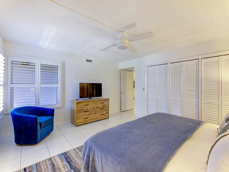 2571 NE Ocean Blvd #104 — Photo 20