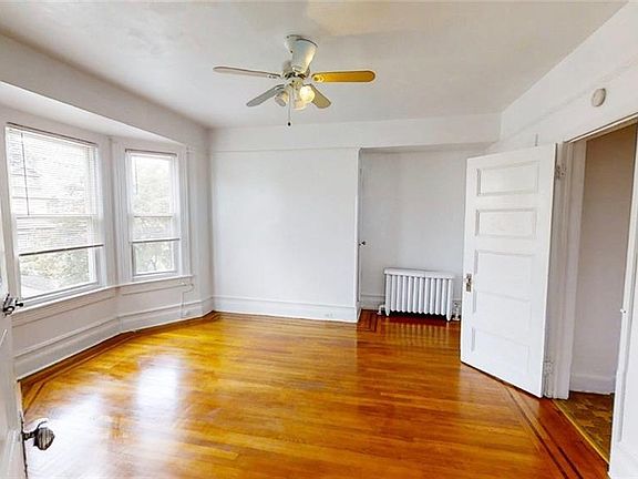 3rd image of 200 N Fulton Ave