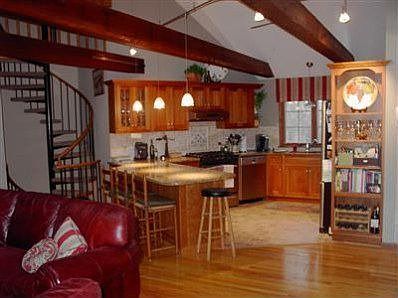 4th image of 508 Marstons Ln