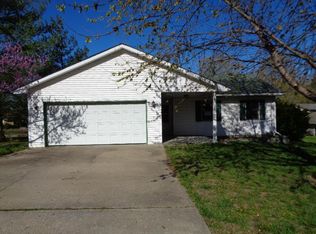 3709 Sierra Madre, Columbia, MO 65203