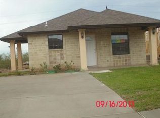 4708 Los Cerezos Dr, Laredo, TX 78046