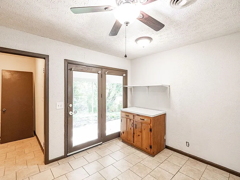 127A Susan Dr #127-B — Photo 10