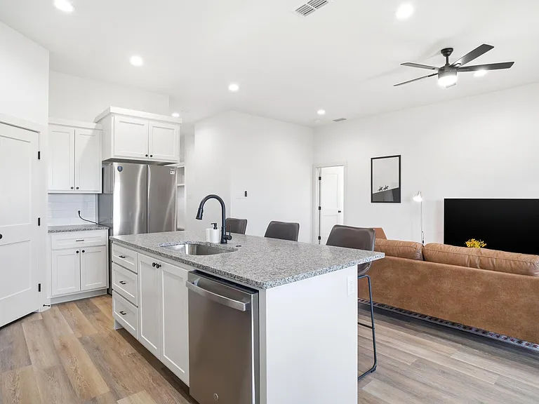 7933 Sawdust Trl — Photo 12