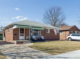 25907 Harmon St, Saint Clair Shores, MI