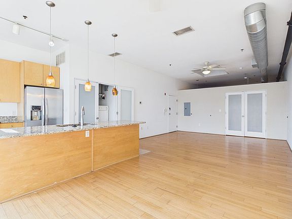 3rd image of 1707 E Main St APT 2