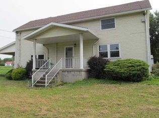 122 Geary Dr, Connellsville, PA 15425