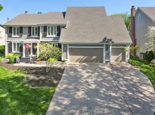 12725 England St, Overland Park, KS 66213