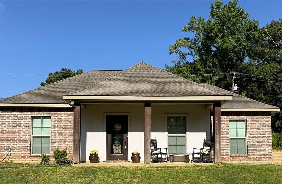 1st image of 2475 Myland Dr