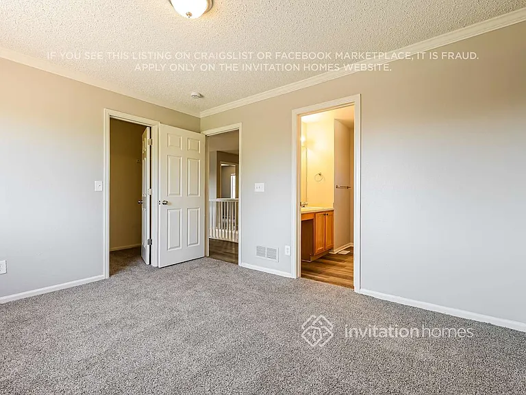 21166 E 40th Pl — Photo 11