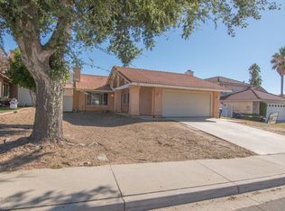 9870 Sycamore Canyon Rd, Moreno Valley, CA 92557