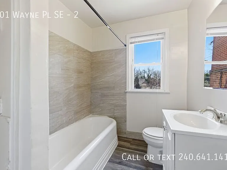 101 Wayne Pl SE #2 — Photo 9