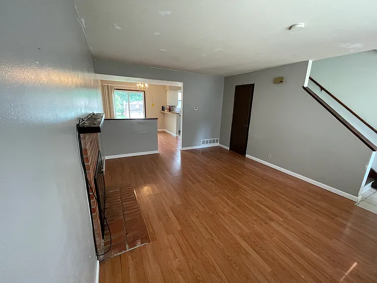 4403 Germantown Dr — Photo 5