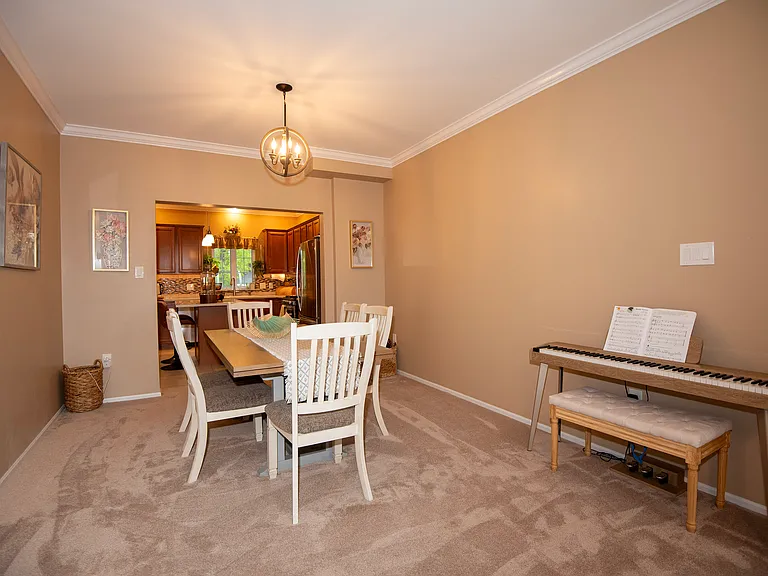 8343 Scenic View Dr — Photo 11