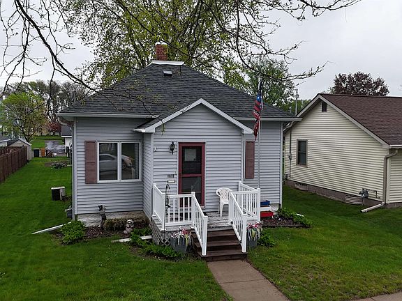 2nd image of 1714 McLean Ave