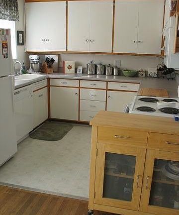 Nice bright kitchen