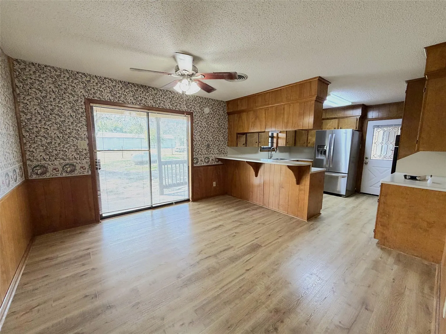 2 bed, 2.0 bath, 1322 sqft, $1,700 — Photo 4
