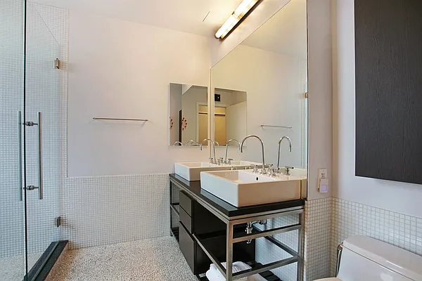 Sold by Corcoran | media 16