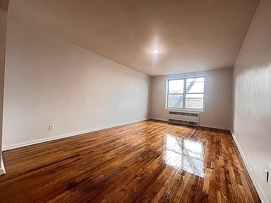 3rd image of 65-11 108th St #4