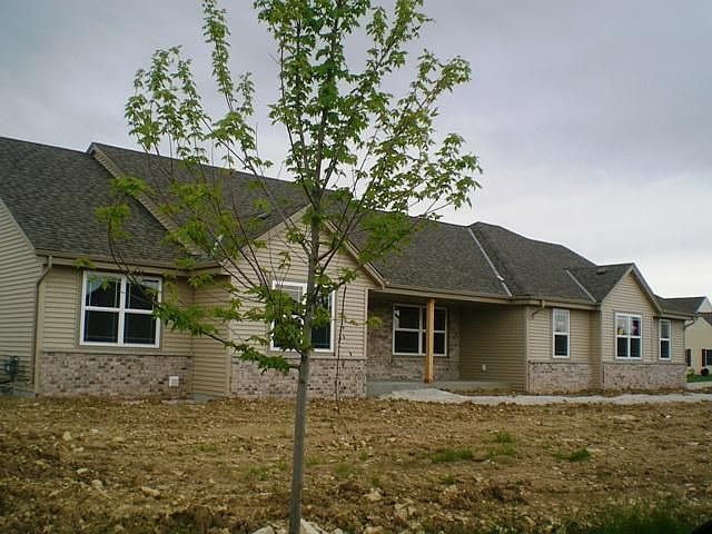 1st image of W174N10179 Tanglewood Dr
